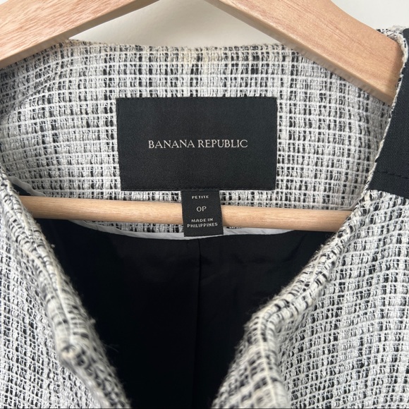 Black and white short blazer - Picture 3 of 5